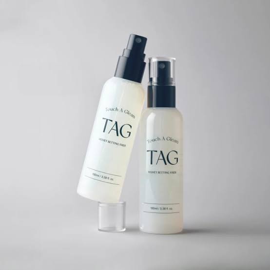 TAG Makeup Fixing Spray
